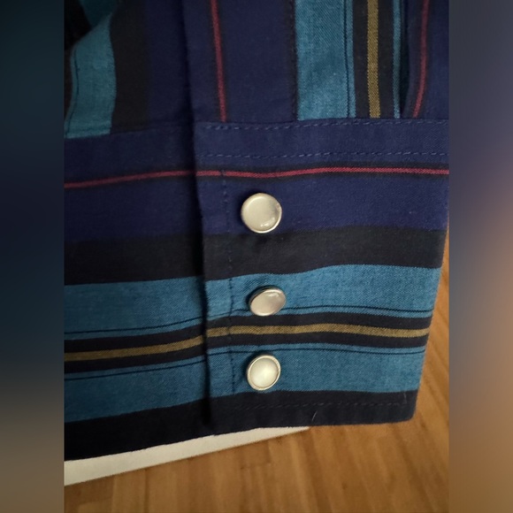 Men's Ely Cattleman Long Sleeve Textured Stripe Western Snap Shirt size L - Picture 5 of 5